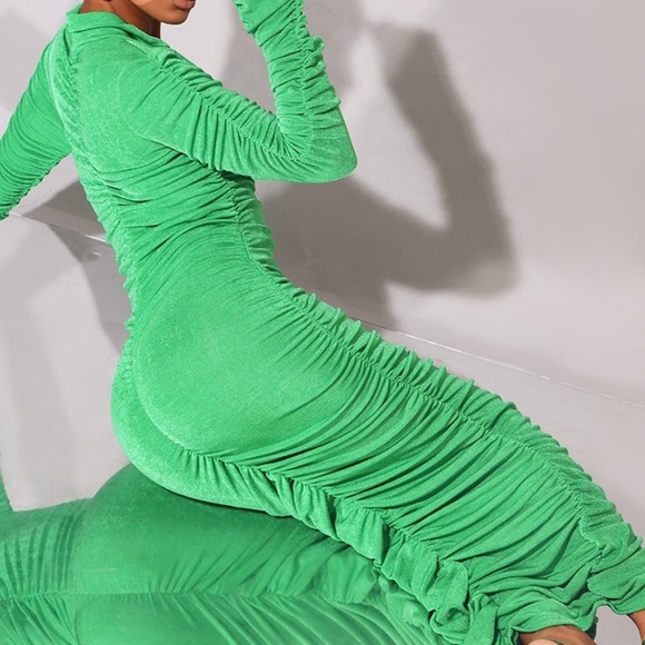 PLT Green Acetate Slinky Long Sleeve Ruched
Midaxi Shirt Dress - Picture 4 of 8